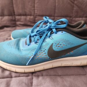 Nike Blue Athletic Shoes